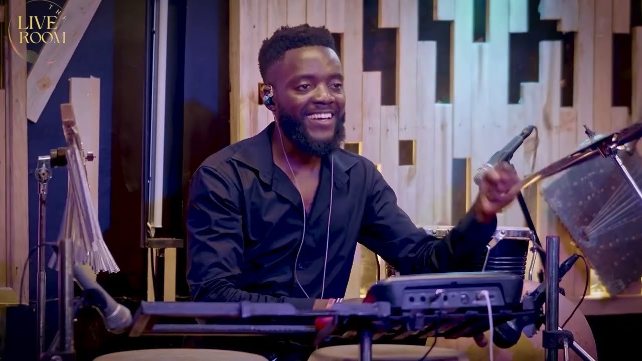 video-section-banner-image