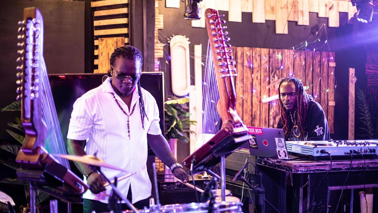 video-section-banner-image